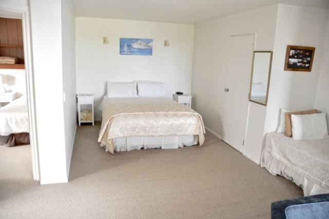 Ferienwohnung Freemans At Mangawhai Heads Zimmer foto